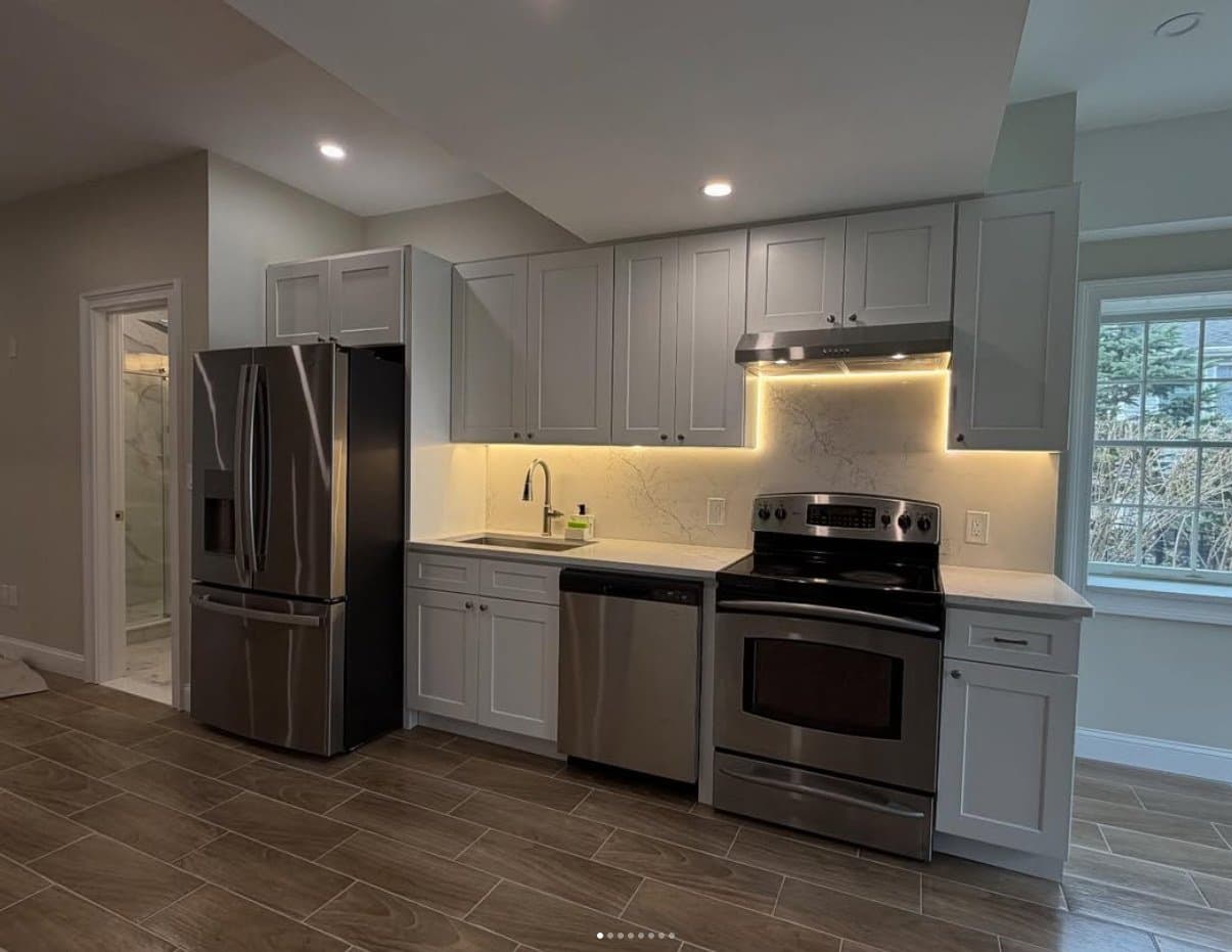 Kitchens renovation by MTL Construction